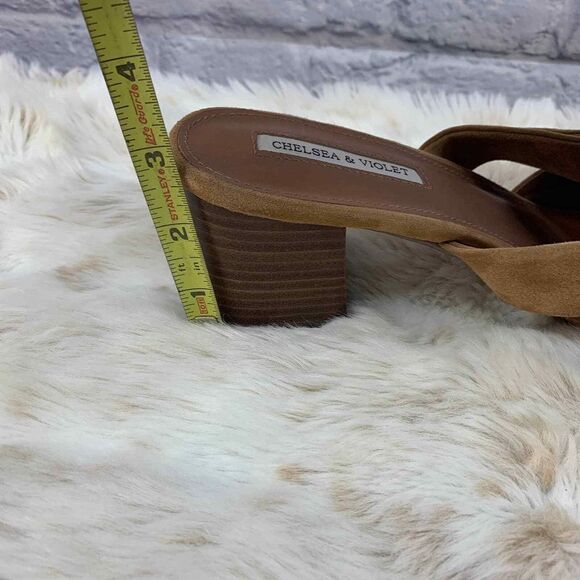 Chelsea and Violet Molly Brown Suede Chunk Heel Pointed Toe Bow Size 10 - Picture 9 of 9